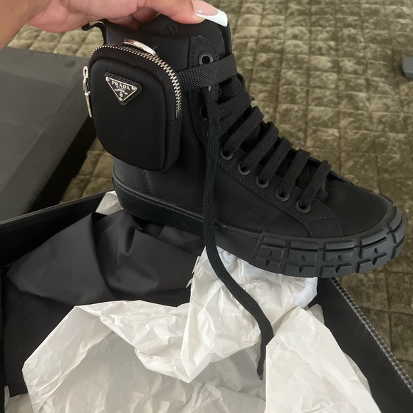 Prada boots - Picture 3 of 3